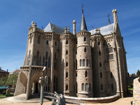 Palais épiscopal d’Astorga, vue générale