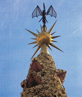 Palacio Güell, bat atop cupola