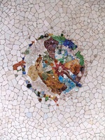 Parc Güell, médaillon de mosaïque