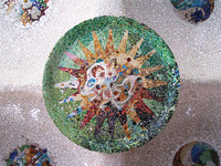 Parc Güell, médaillon de mosaïque