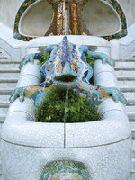 Park Güell, salamander covered with ceramic mosaïc in trencadís