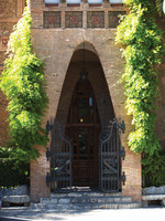 Colegio Teresiano, entrada principal